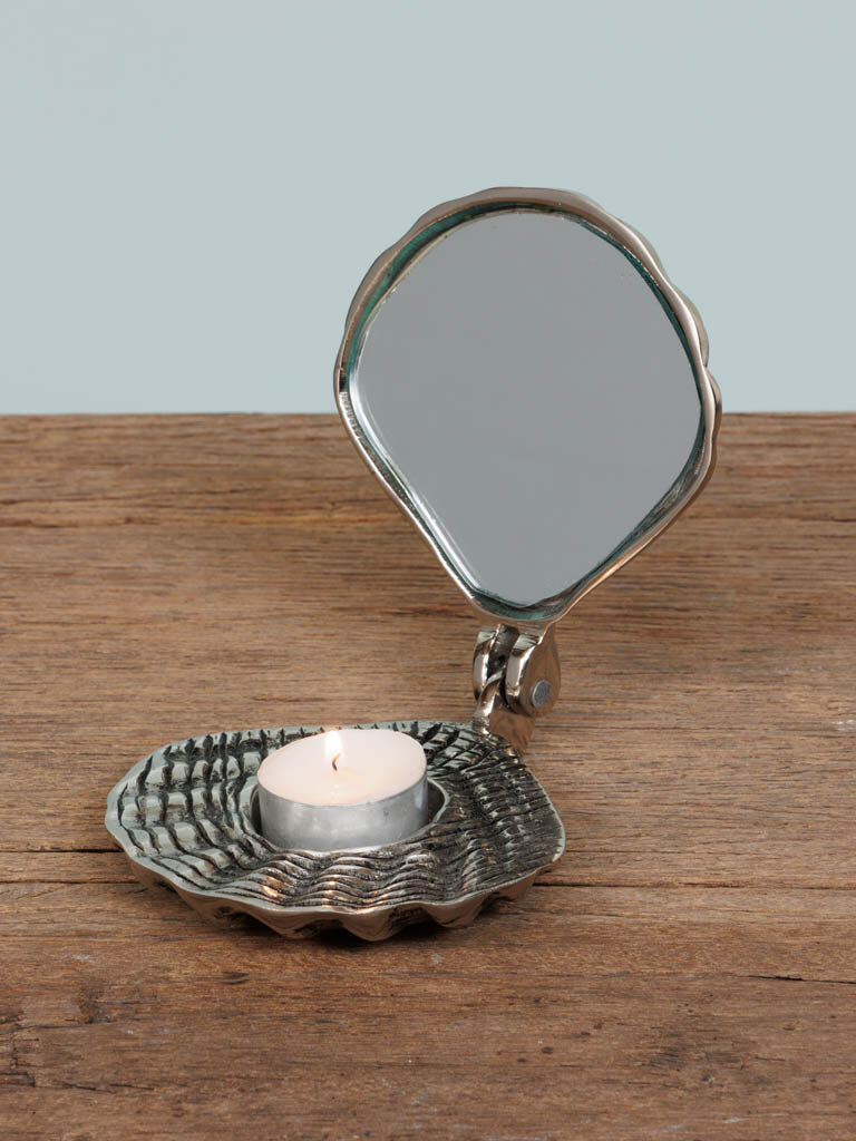 Shell tea light holder with mirror