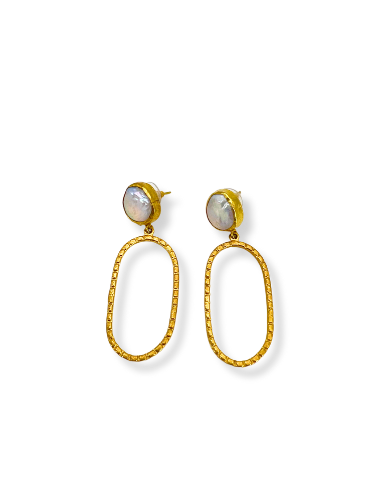 m'Anais Amada earrings - pearl and oval hoop