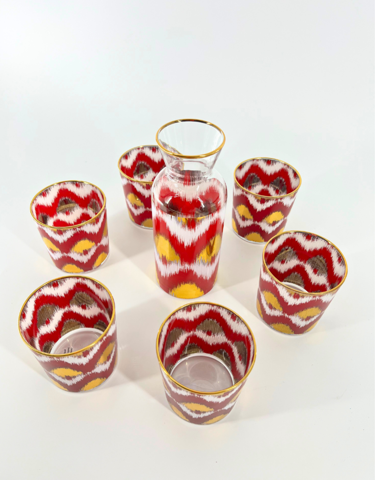 Les Ottomans Ikat gold decanter set - 6 glasses and Jug - red