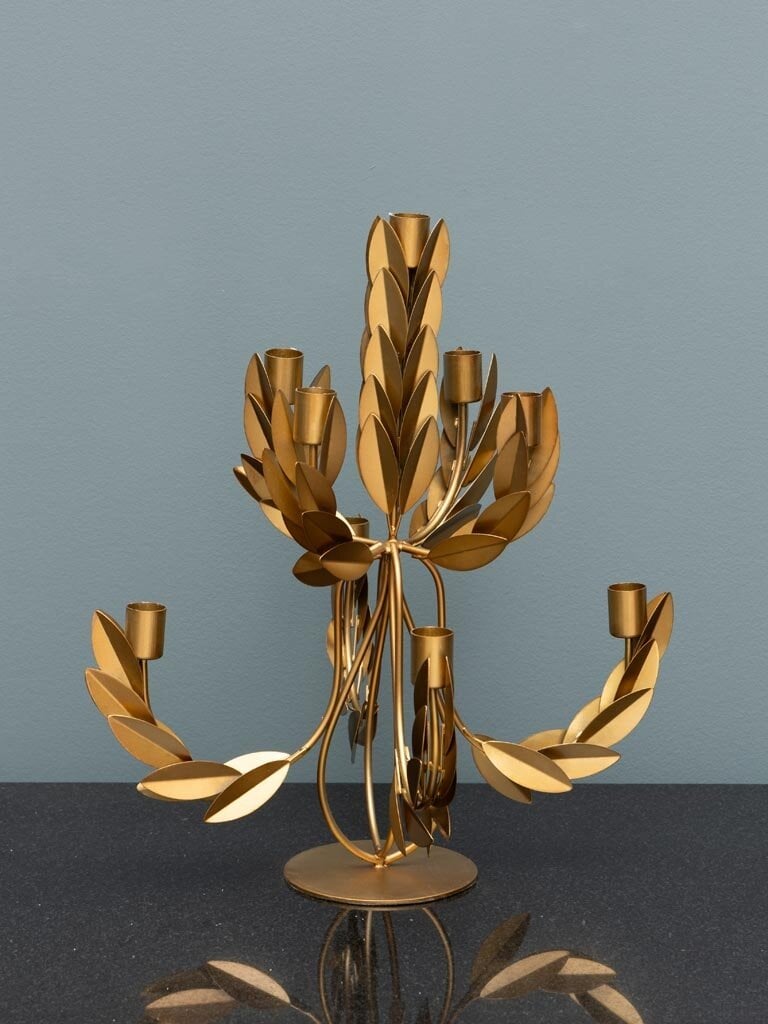 Nine-armed candleholder laurel leaves