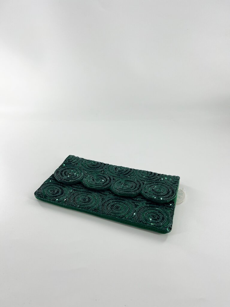 Clutch - smaragd groen met pailletten en kralen