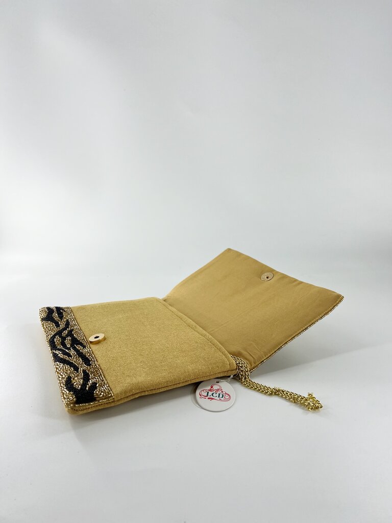 Clutch with beads and tigerprint