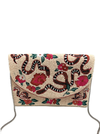 Clutch - Creme kralen met geborduurde bloemen en slangen Clutch - Creme kralen met geborduurde bloemen en slangen