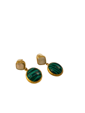 m'Anais Zoé oorbellen - Parel en malachiet oorbellen
