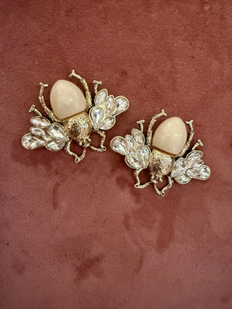 Belsy & Fay Pair of earrings - Large bee Belsy & Fay Pair of earrings - Large bee