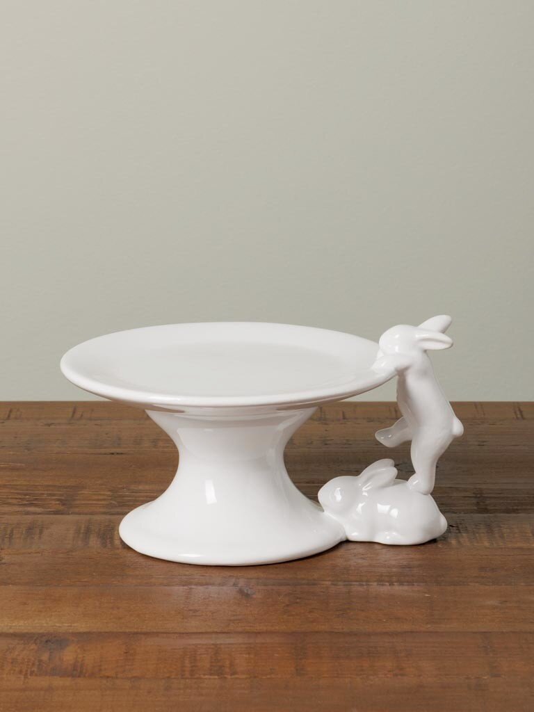 Cake stand climbing rabbit