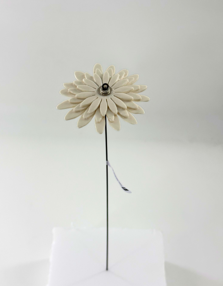 Alex Hackett Porseleine bloem - Driedubbele Madelief