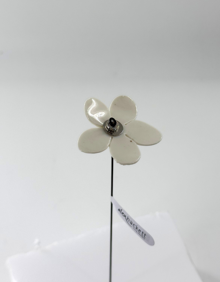 Alex Hackett Porcelain flower - Pansy