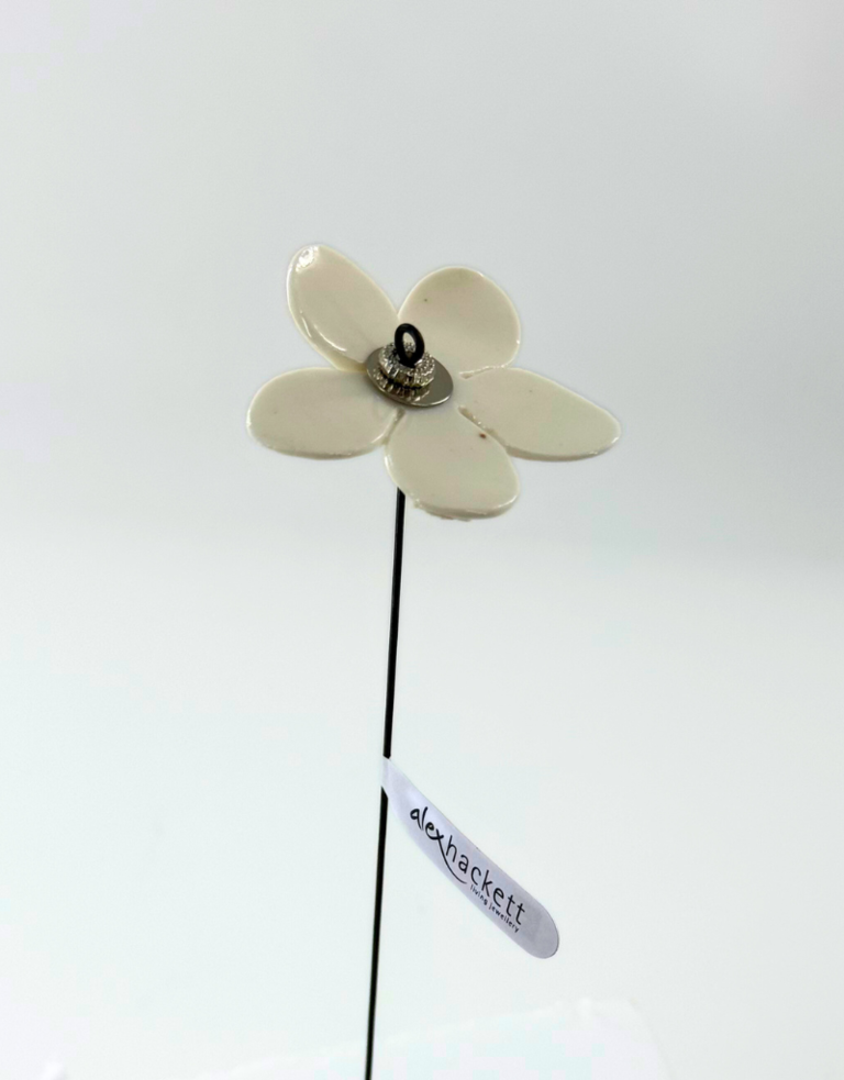 Alex Hackett Porcelain flower - Pansy
