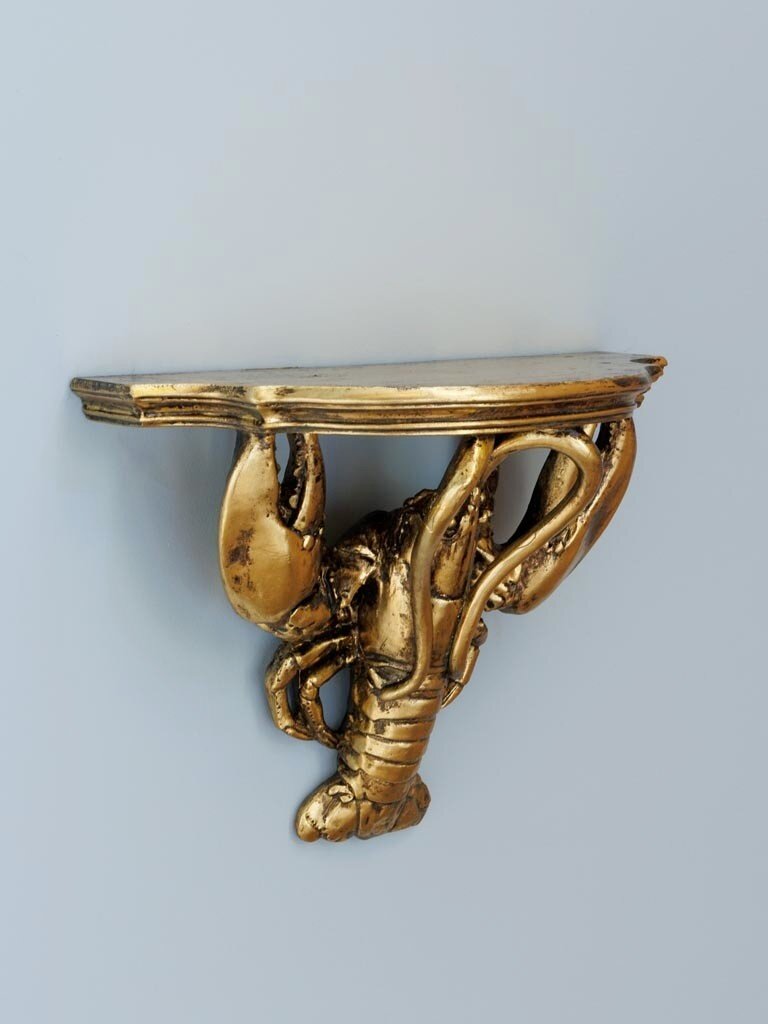 Wall shelf with lobster