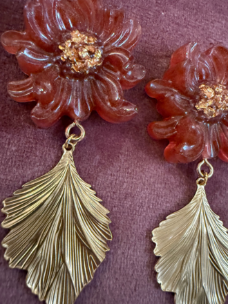 Belsy & Fay Earrings - Red resin flower with leaf Belsy & Fay Earrings - Red resin flower with leaf