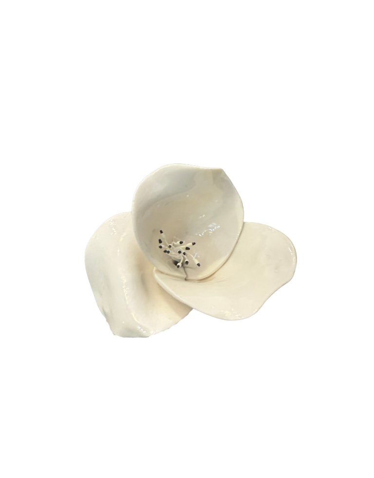 Alex Hackett Porcelain flower - White Pistil Flower