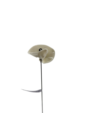 Alex Hackett Porcelain flower - Shaped cups small Alex Hackett Porcelain flower - Shaped cups small