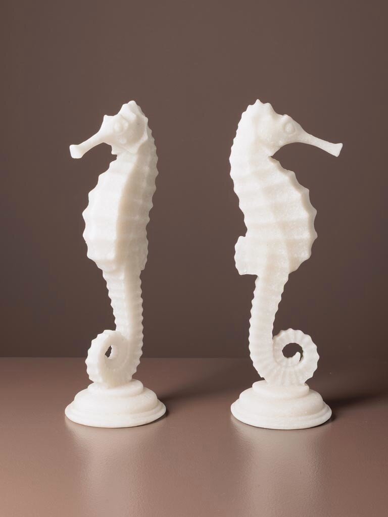 White Seahorse Bookends – Polyresin – 32 x 12 x 10 cm
