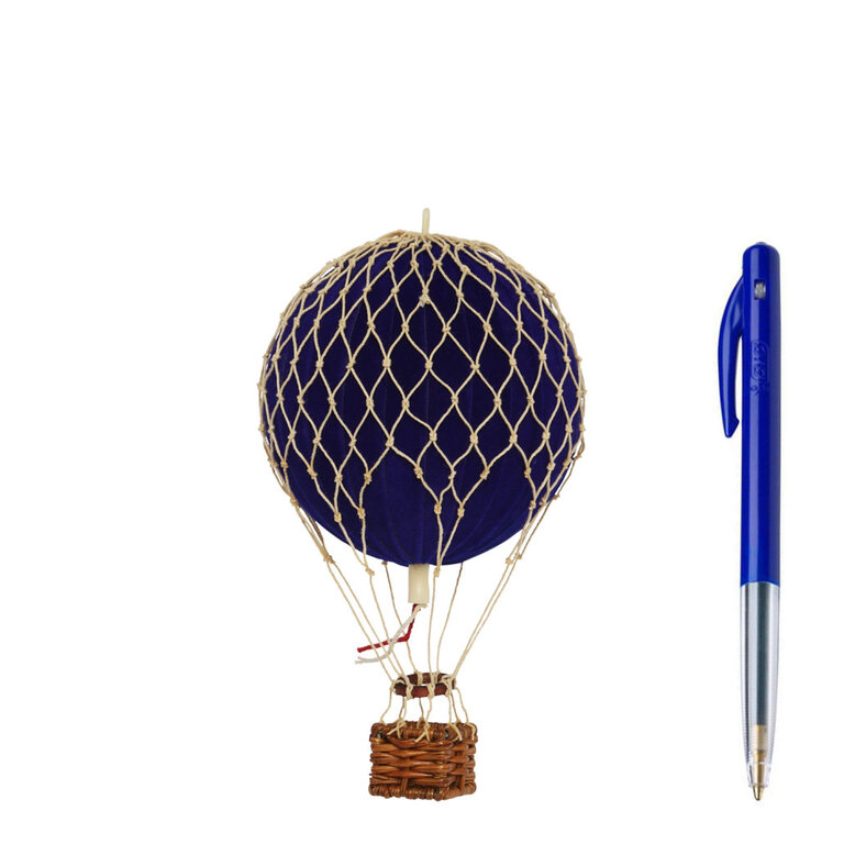 Floating the Skies – Hot Air Balloon – Velvet -Blue – Ø 8.5 cm