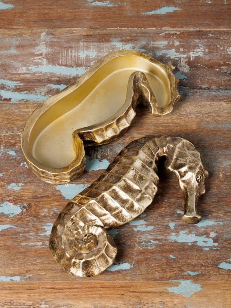 Gouden Zeepaard Doos – Polyresin – 24,5 × 14 × 7 cm