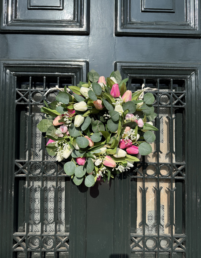 Spring Tulip Silk Flower Wreath — Pink & Ivory | 30 cm