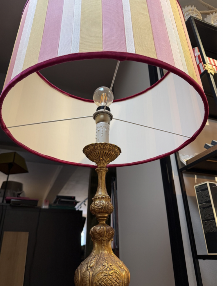 Vintage Vintage Bronzen Tafellamp met Handgedecoreerde Kap (50 cm)