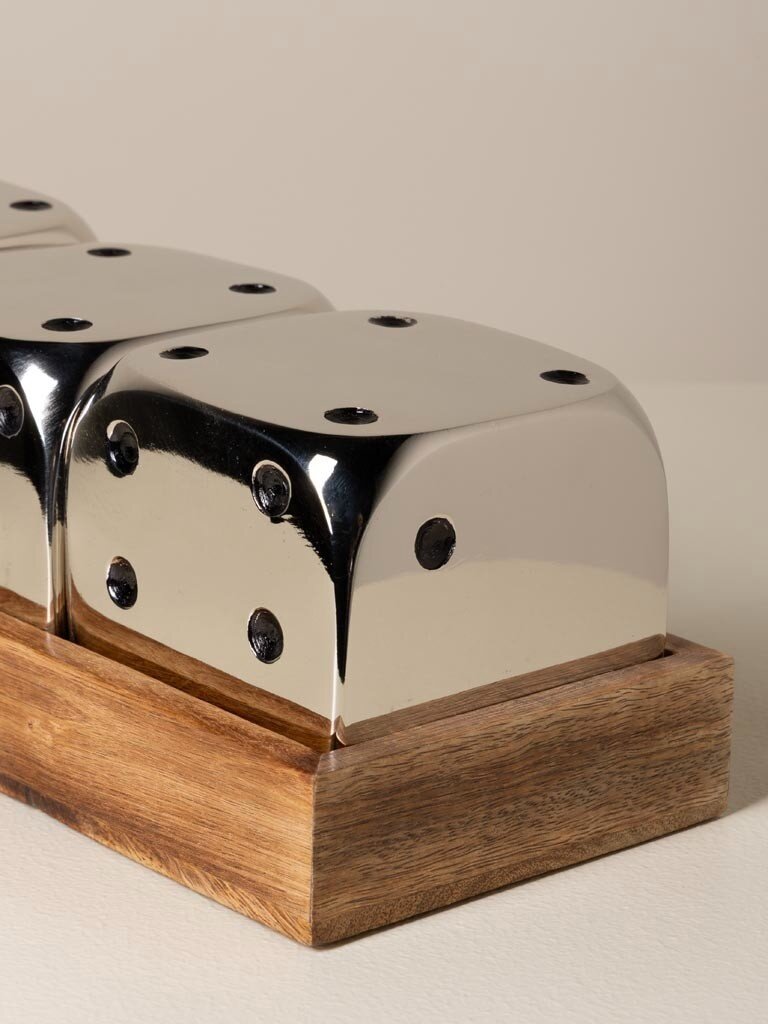 Set van Drie Grote Aluminium Dobbelstenen