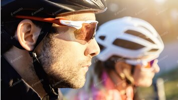 Welke fietsbril bij fel zonlicht?