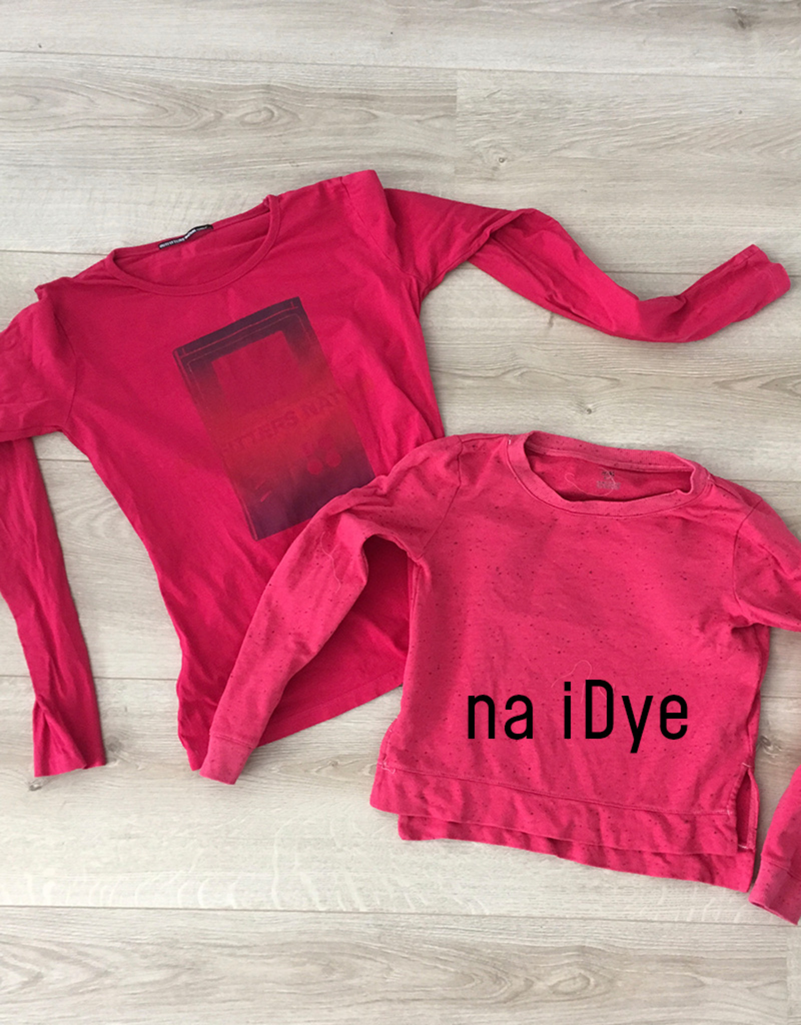 Jacquard iDye Poly Red