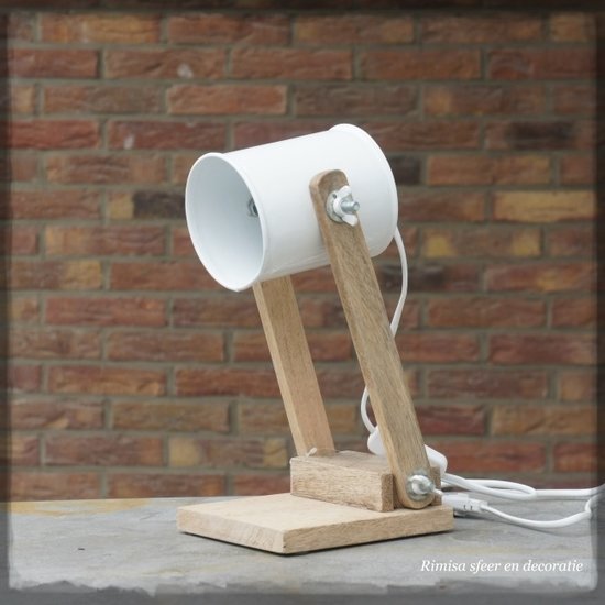 By Mooss Industriele tallamp met een witte metalen kap