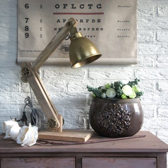 By Mooss Tafellamp van hout met een metalen kap