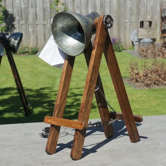 By Mooss Industriële vloerlamp in 3 verschillende maten.