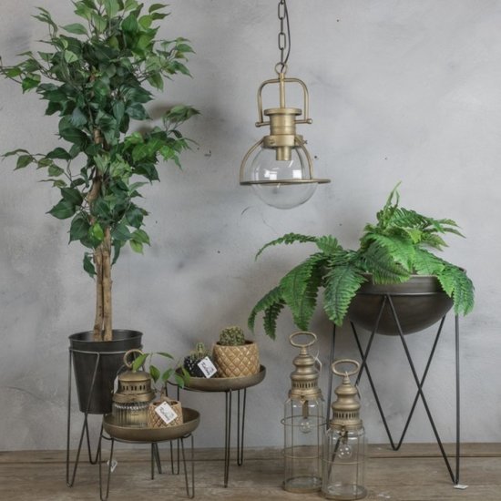 Kolony Mooie retro lamp, met een industriële look.