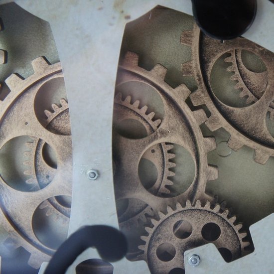 Van Manen Radarklok XL met draaiende tandwielen