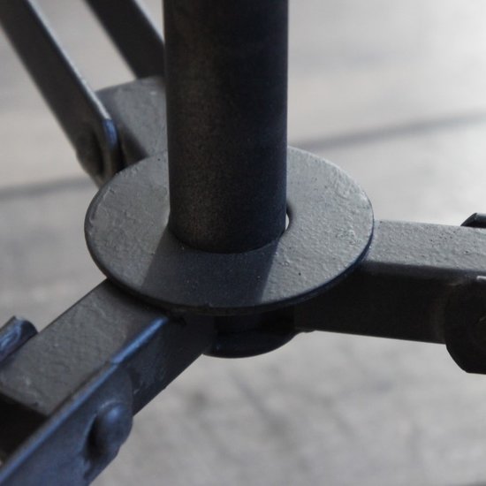 By Mooss Industriële vloerlamp Sunburn 153 - 220 cm zwart