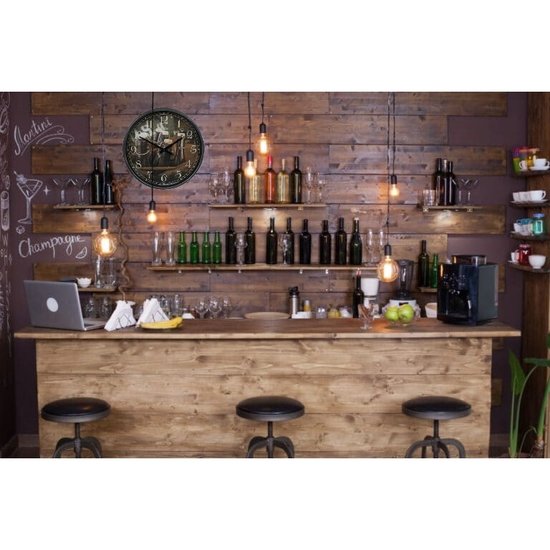 Van Manen Mancave klok Bottles in crate Ø  51cm