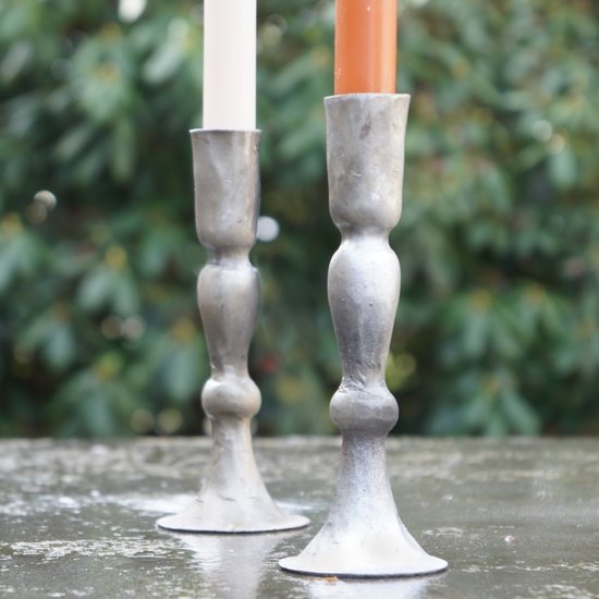 HomeBound Metalen kaarsenstandaard zilverkleur 17cm