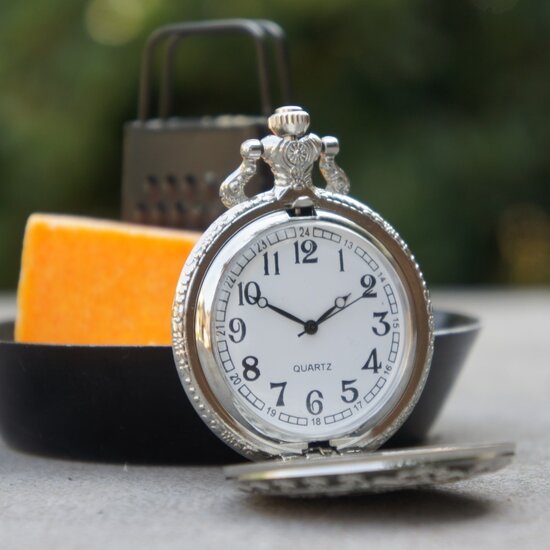 Goods Pocketwatch  zilverkleur 4,7cm