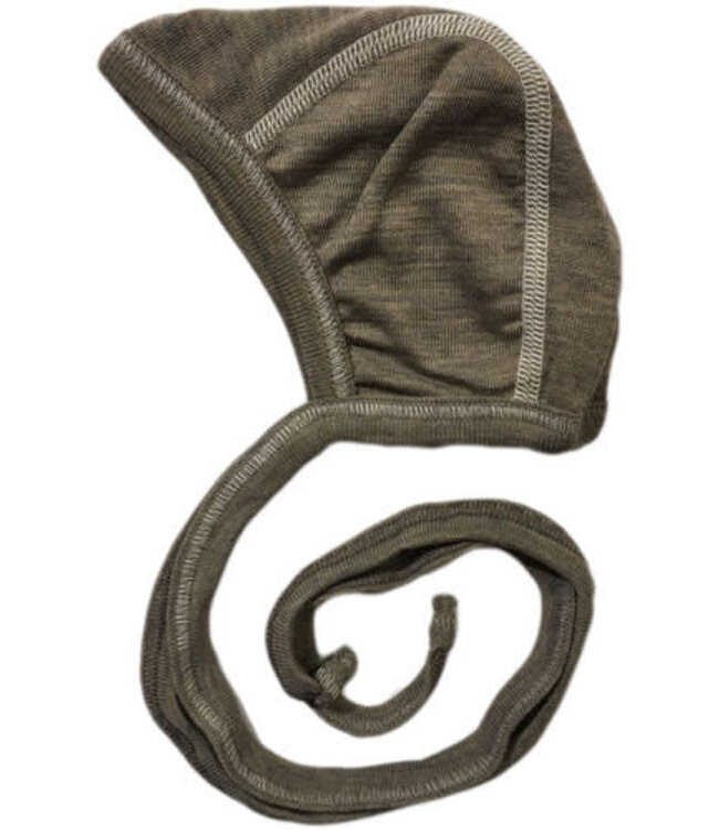 ENGEL wol zijde baby STRIKMUTSJE WALNOOT biologische wol