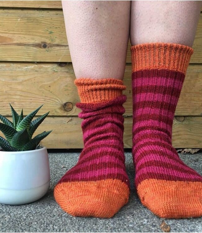 HIRSCH NATUR  wollen sokken gestreept ROZE MANGO 015E 186