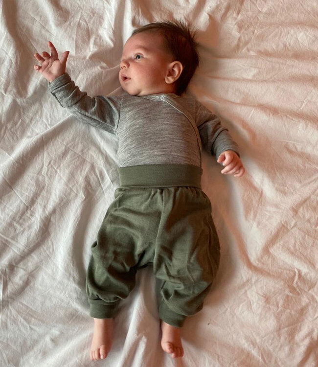 ENGEL baby broekje wol zijde OLIJF