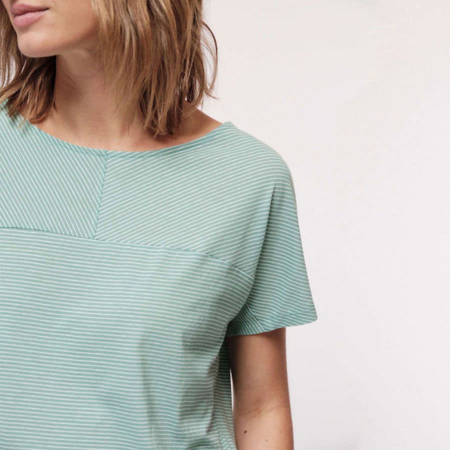 slim kubus val LANIUS gestreept shirt met kapmouw DANA GREEN & WHITE | Natur-el - Natur-el