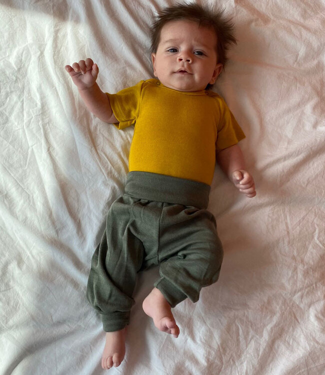 ENGEL wol zijde BABY romper KORTE MOUW effen SAFFRAAN