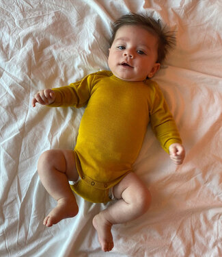 Engel ENGEL baby romper wol zijde met LANGE MOUW effen SAFFRAAN