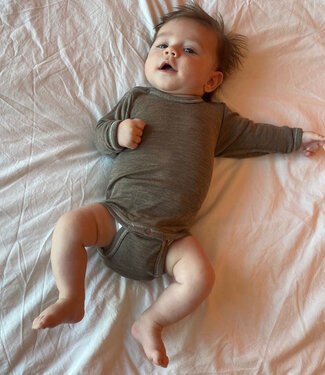 Engel ENGEL baby romper wol zijde met LANGE MOUW effen WALNOOT