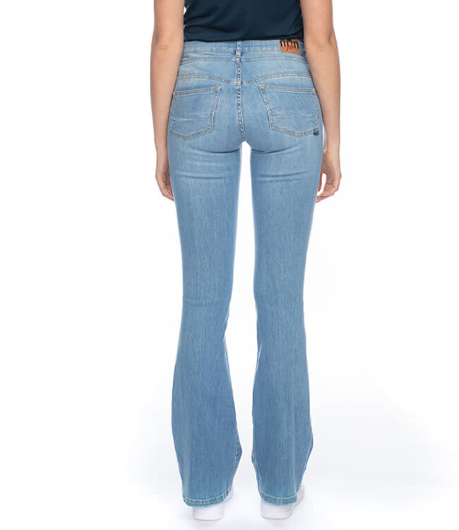 ATO bootcut jeans KARLIE LIGHT BLUE van biologisch katoen