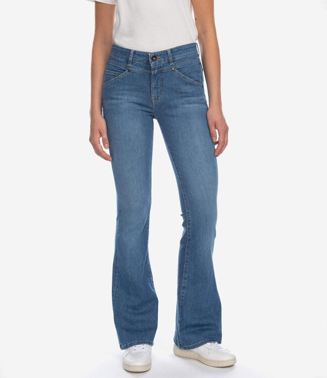 ATO bootcut jeans KARLIE MID BLUE van biologisch katoen