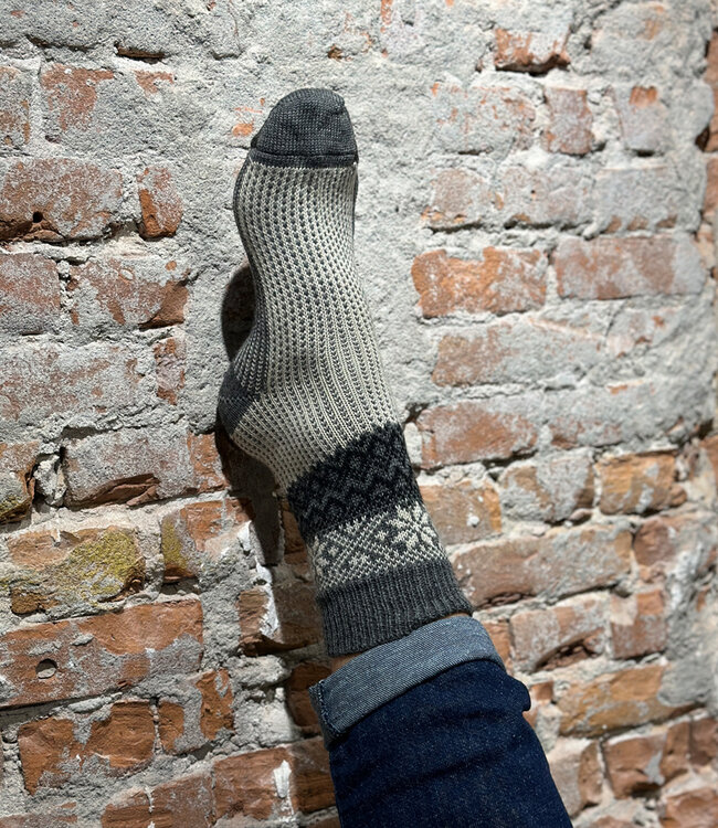 HIRSCH pure wollen sokken SNOW BLACK 031-14