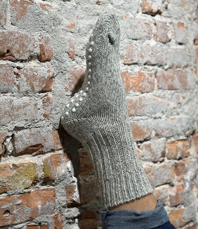 Hirsch Natur wollen sokken ANTISLIP grijs 197 48