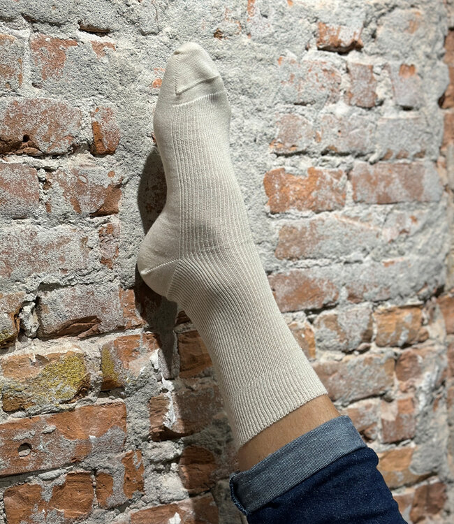 GRODO dunne wollen sokken effen NATUREL