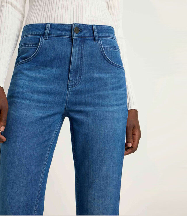 LANIUS bootcut jeans AMY MID BLUE van biologisch katoen