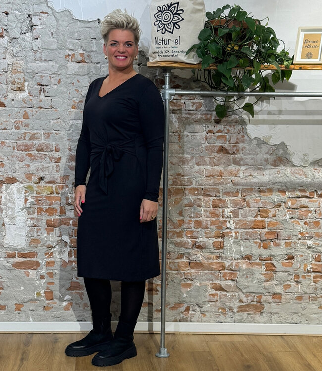 SKFK jurk LUAR BLACK met strik van biologisch katoen