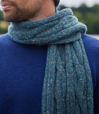 Fisherman out of Ireland Wollen shawl met kabelpatroon DENIM unisex FISHERMAN