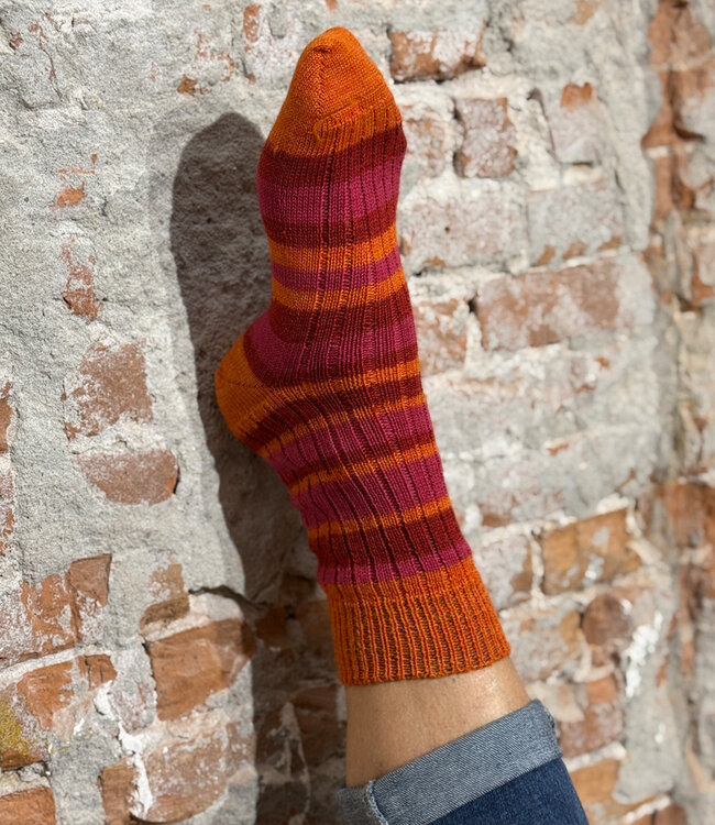 HIRSCH wollen sokken gestreept ROZE ROOD 067 186